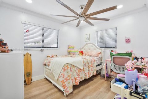 Villa ou maison à vendre à Hialeah, Floride: 3 chambres, 130.43 m2 № 2026178 - photo 14