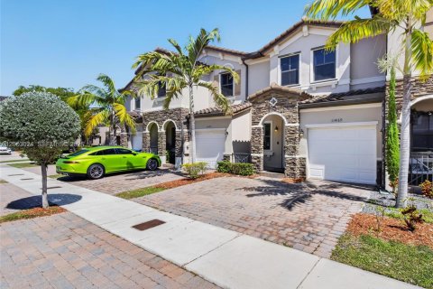 Adosado en venta en Homestead, Florida, 3 dormitorios, 161.65 m2 № 2068704 - foto 3