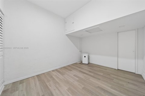 Adosado en venta en Homestead, Florida, 3 dormitorios, 161.65 m2 № 2068704 - foto 18