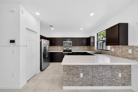 Adosado en venta en Homestead, Florida, 3 dormitorios, 161.65 m2 № 2068704 - foto 9
