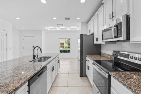 Touwnhouse à louer à Davenport, Floride: 3 chambres, 149.2 m2 № 2310492 - photo 7