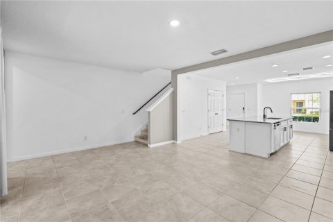 Touwnhouse à louer à Davenport, Floride: 3 chambres, 149.2 m2 № 2310492 - photo 10