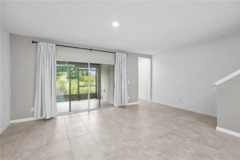 Touwnhouse à louer à Davenport, Floride: 3 chambres, 149.2 m2 № 2310492 - photo 9