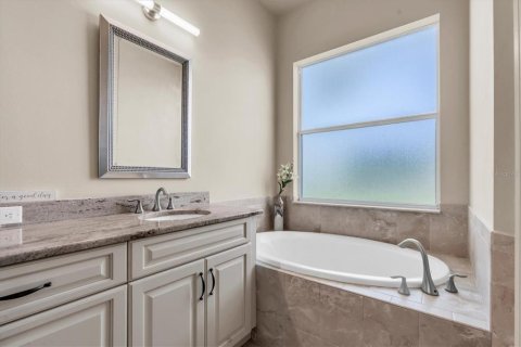 Casa en venta en Seminole, Florida, 3 dormitorios, 182.55 m2 № 1909910 - foto 20