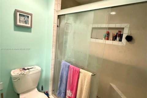 Купить виллу или дом в Хомстед, Флорида 2 спальни, 108.79м2, № 1972533 - фото 7