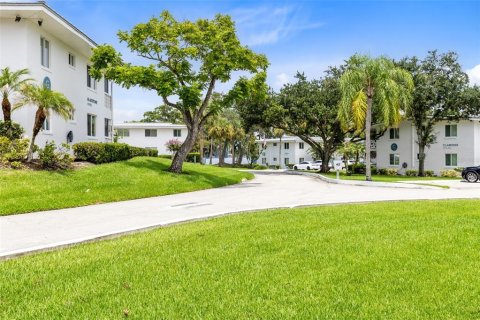 Condo in Maitland, Florida, 2 bedrooms  № 2259490 - photo 20
