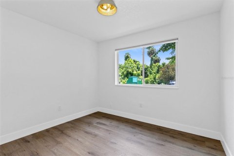 Condo in Maitland, Florida, 2 bedrooms  № 2259490 - photo 17