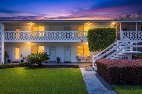 Condo in Maitland, Florida, 2 bedrooms  № 2259490 - photo 2