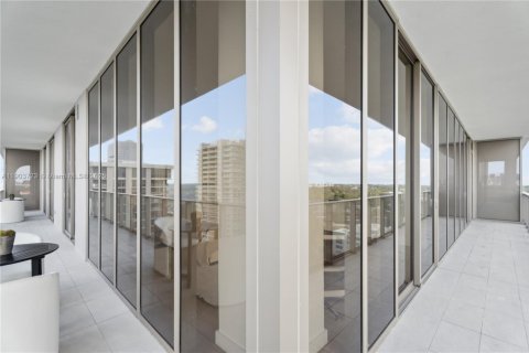 Снять в аренду кондоминиум в Майами, Флорида 3 спальни, 157.56м2, № 1954774 - фото 17