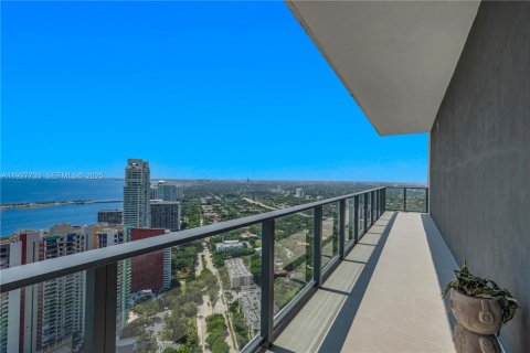 Снять в аренду кондоминиум в Майами, Флорида 3 спальни, 204.01м2, № 1988016 - фото 13