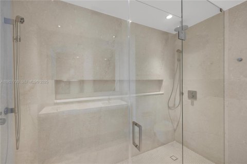 Снять в аренду кондоминиум в Майами, Флорида 3 спальни, 204.01м2, № 1988016 - фото 17