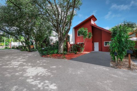 Villa ou maison à vendre à Fort Lauderdale, Floride: 5 chambres, 174.01 m2 № 1973859 - photo 26