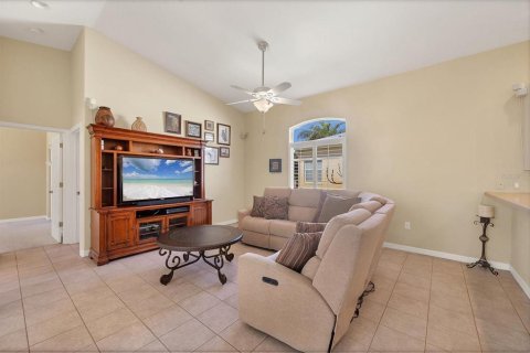 House in Venice, Florida 3 bedrooms, 162.02 sq.m. № 1602506 - photo 15