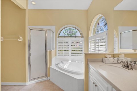 House in Venice, Florida 3 bedrooms, 162.02 sq.m. № 1602506 - photo 23
