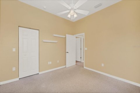 House in Venice, Florida 3 bedrooms, 162.02 sq.m. № 1602506 - photo 25