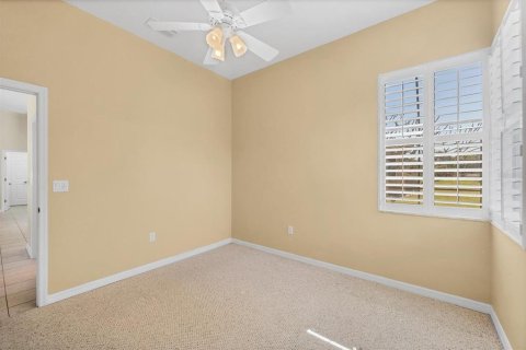 House in Venice, Florida 3 bedrooms, 162.02 sq.m. № 1602506 - photo 26