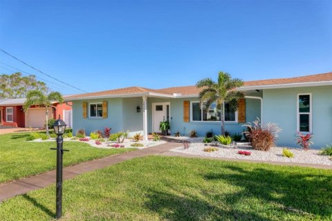 Villa ou maison à vendre à Bradenton, Floride: 3 chambres, 187.2 m2 № 1641016 - photo 5