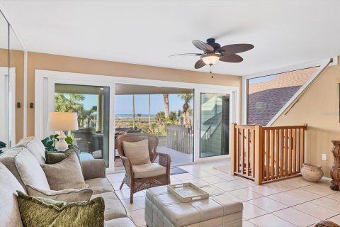 Condo in Sarasota, Florida, 2 bedrooms  № 1631580 - photo 15