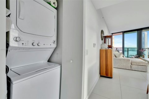 Copropriété à vendre à Miami, Floride: 2 chambres, 100.71 m2 № 1976957 - photo 15