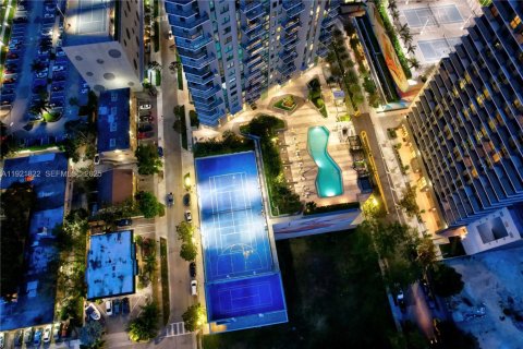 Copropriété à vendre à Miami, Floride: 2 chambres, 100.71 m2 № 1976957 - photo 28