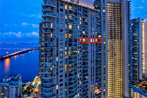 Copropriété à vendre à Miami, Floride: 2 chambres, 100.71 m2 № 1976957 - photo 27