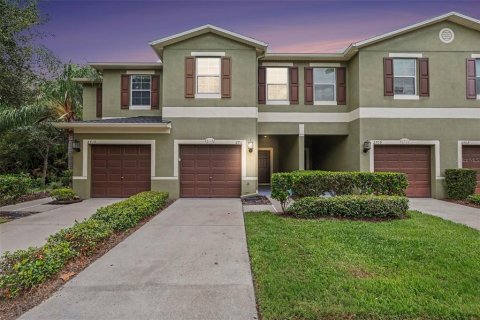 Townhouse in Brandon, Florida 3 bedrooms, 155.15 sq.m. № 2266953