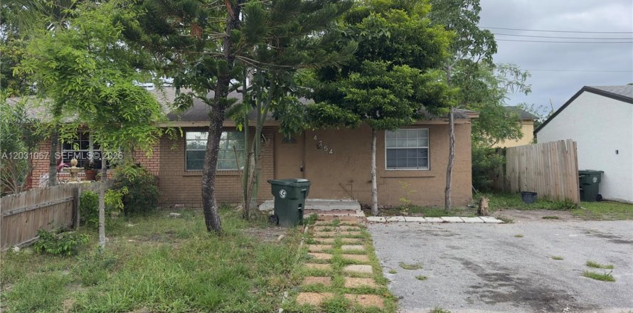 Villa ou maison à Greenacres, Floride 3 chambres, 105.17 m2 № 2078119