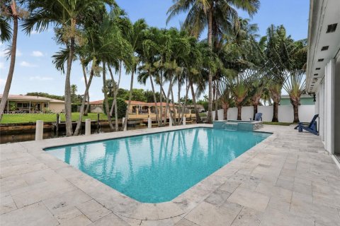 House in Plantation, Florida 4 bedrooms, 231.7 sq.m. № 2249809