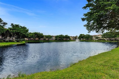 Condo in Lauderdale Lakes, Florida, 1 bedroom № 1953089 - photo 20