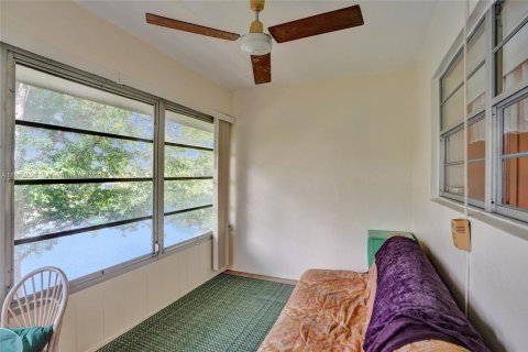 Condo in Lauderdale Lakes, Florida, 1 bedroom № 1953089 - photo 7