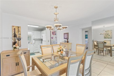 Снять в аренду кондоминиум в Халландейл-Бич, Флорида 2 спальни, 104.05м2, № 2005959 - фото 14