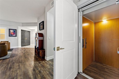 Купить кондоминиум в Пальметто, Флорида 13 комнат, 394.28м2, № 2420617 - фото 9