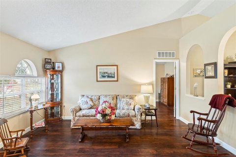 House in Palm Coast, Florida 4 bedrooms, 207.82 sq.m. № 1528425 - photo 8