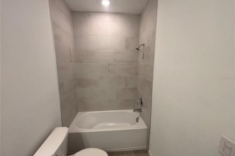 Casa en alquiler en Ocala, Florida, 2 dormitorios, 143.81 m2 № 1912773 - foto 17