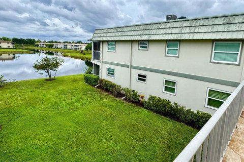 Condominio en venta en Delray Beach, Florida, 1 dormitorio, 66.89 m2 № 1926314 - foto 2