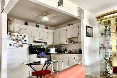 Condominio en venta en Delray Beach, Florida, 1 dormitorio, 66.89 m2 № 1926314 - foto 10