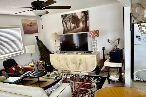 Condominio en venta en Delray Beach, Florida, 1 dormitorio, 66.89 m2 № 1926314 - foto 7