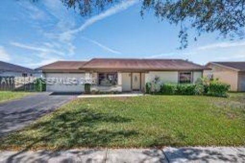 Villa ou maison à Cooper City, Floride 3 chambres, 181.07 m2 № 2004586