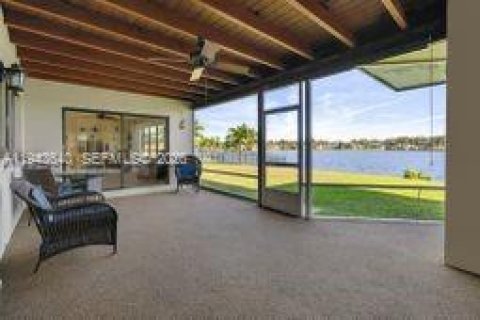 Villa ou maison à vendre à Cooper City, Floride: 3 chambres, 181.07 m2 № 2004586 - photo 26