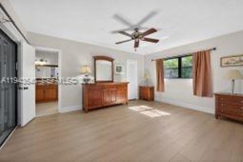 Villa ou maison à vendre à Cooper City, Floride: 3 chambres, 181.07 m2 № 2004586 - photo 8