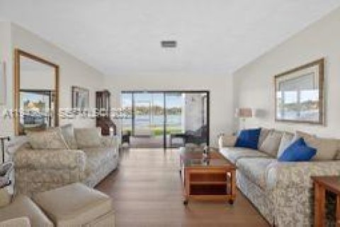 Villa ou maison à vendre à Cooper City, Floride: 3 chambres, 181.07 m2 № 2004586 - photo 6