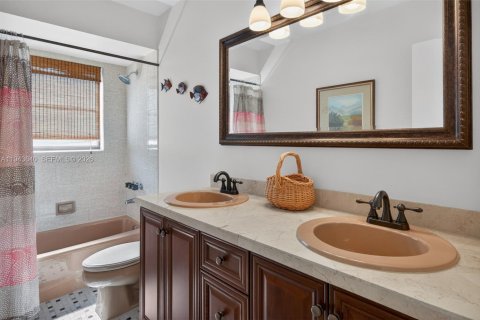 Villa ou maison à vendre à Cooper City, Floride: 3 chambres, 181.07 m2 № 2004586 - photo 16