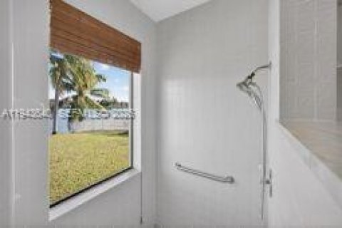 Villa ou maison à vendre à Cooper City, Floride: 3 chambres, 181.07 m2 № 2004586 - photo 13