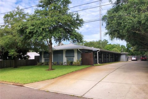 Appartement à louer à Saint Petersburg, Floride: 1 chambre, 52.95 m2 № 2095835 - photo 2