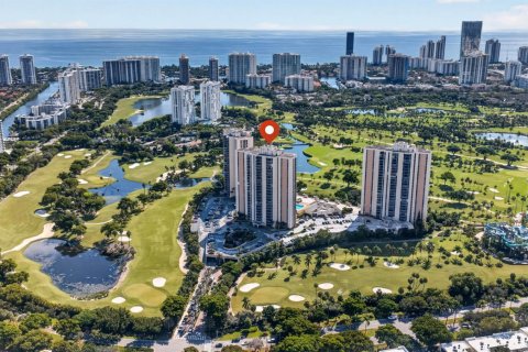 Copropriété à vendre à Aventura, Floride: 2 chambres, 121.98 m2 № 2410756 - photo 27