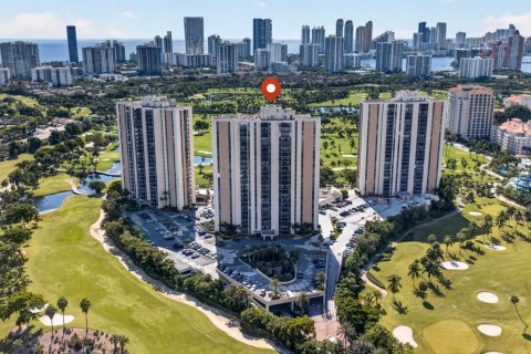 Copropriété à vendre à Aventura, Floride: 2 chambres, 121.98 m2 № 2410756 - photo 26