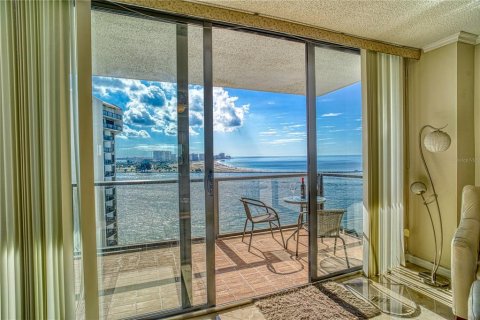 Condominio en alquiler en Clearwater, Florida, 2 dormitorios, 117.43 m2 № 214863 - foto 3