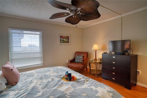 Condominio en alquiler en Clearwater, Florida, 2 dormitorios, 117.43 m2 № 214863 - foto 14