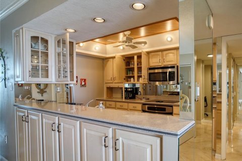 Condominio en alquiler en Clearwater, Florida, 2 dormitorios, 117.43 m2 № 214863 - foto 11