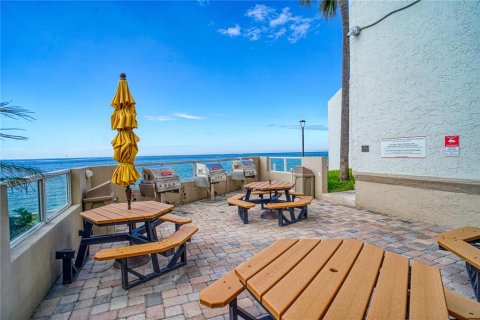 Condominio en alquiler en Clearwater, Florida, 2 dormitorios, 117.43 m2 № 214863 - foto 25